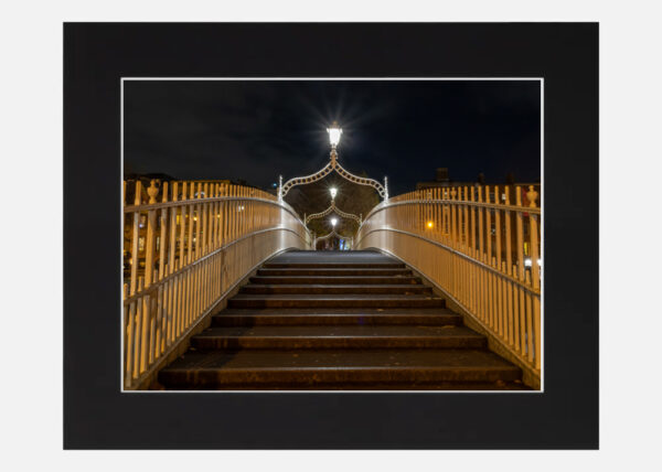 Ha'penny Bridge at Night - Image 6