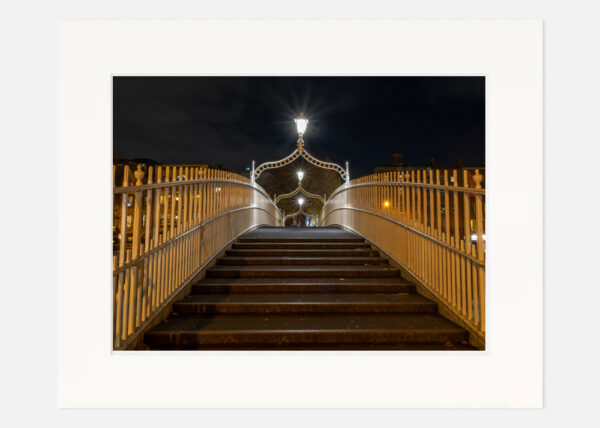 Ha'penny Bridge at Night - Image 7