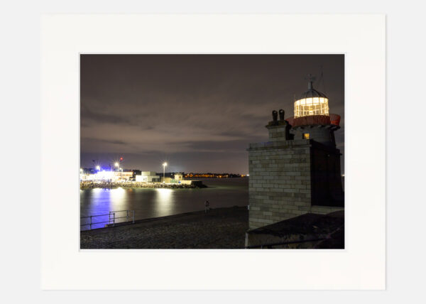 Howth Lighthouse at night - Image 7