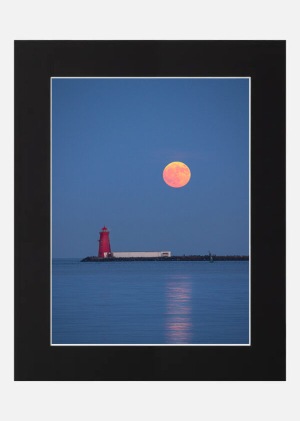 Moon over Poolbeg - Image 6