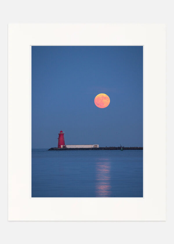 Moon over Poolbeg - Image 7