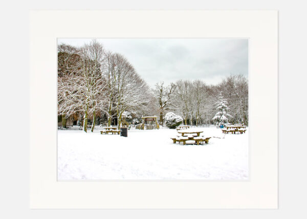 St Annes Park in the Snow - Image 7
