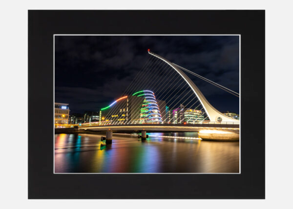 Samuel Beckett Bridge at night - Image 6