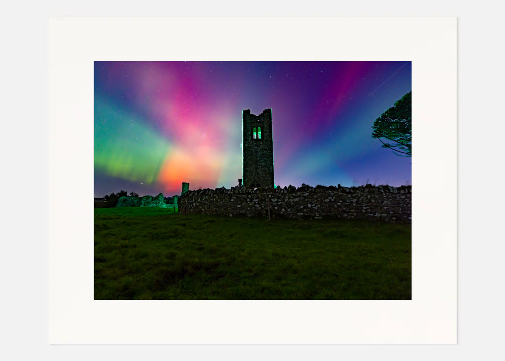 Aurora over the Hill of Slane Aurora over the Hill of Slane - Image 3