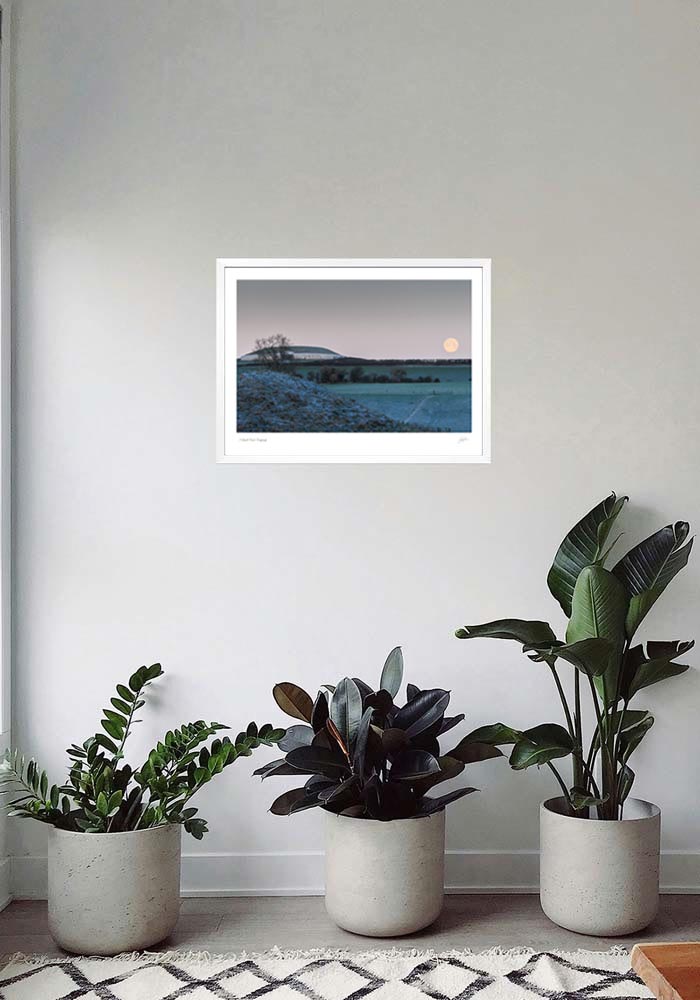 Moonset beside Newgrange Moonset beside Newgrange - Image 8