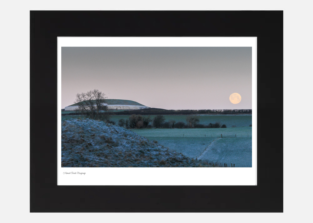 Moonset beside Newgrange Moonset beside Newgrange - Image 3